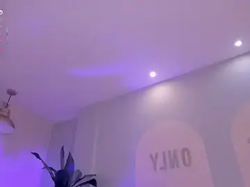 Watch Live Sex Cams with PaulinaSantos_ - Stripchat