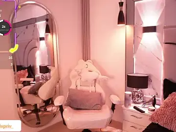 Adult Webcams with Julieta_priv - Stripchat