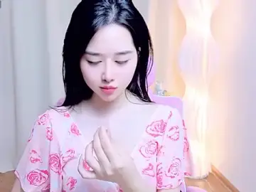 Nude Webcam with Miu-999 - Stripchat