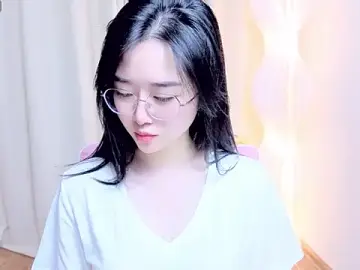 Nude Webcam with Miu-999 - Stripchat