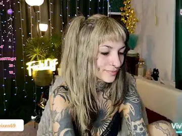 Live Porn with VivVixen - Stripchat