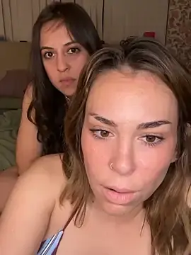 Live Sex Cam with MommyGambit - Stripchat