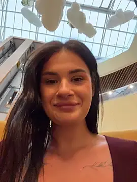 Adult Webcam with MiraReach - Stripchat