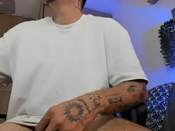 Free Porn Cam with alejandro_stark - Stripchat