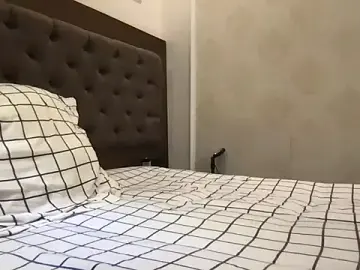 Live Porn with teddy_alan - Stripchat