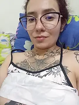 Sex Cam with Aura_Phone - Stripchat