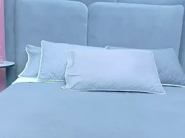 Live Sex Cam with NaughtyHally_ - Stripchat