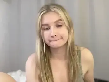 Sex Cam with AngellGirll - Stripchat