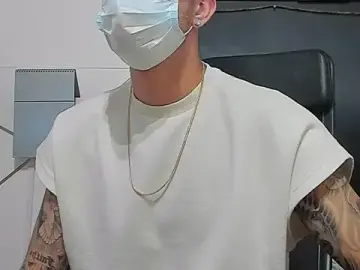 Free Porn Cam with BrandonTate - Stripchat