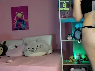 Adult Video Chat with dolly_saylor - Stripchat