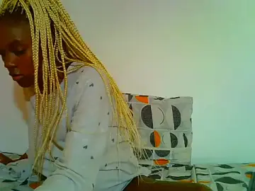 Best live sex cam show with PetiteDoll_06 - Stripchat