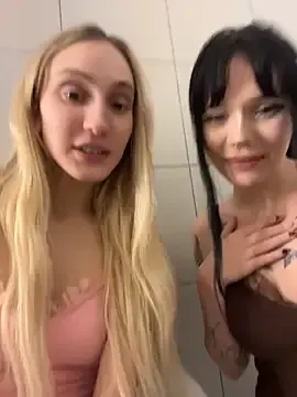 Live Porn with Pink_Kiss - Stripchat