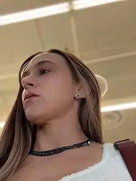 Watch Live Sex Cams with lunagirl13 - Stripchat