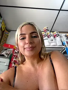 Nude Webcam with sammyqueenx21 - Stripchat