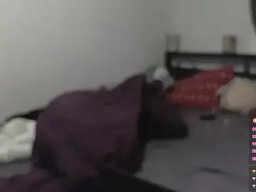 Best live sex cam show with ThickandDesirable - Stripchat