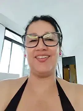 Sex Chat with keilymadam - Stripchat