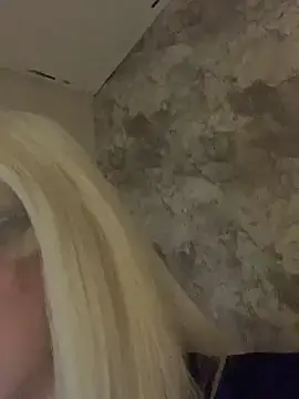 Free Live Porn with ElsaSnowxox - Stripchat