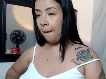 Best live sex cam show with salome__hills1 - Stripchat