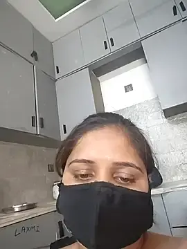 Best live sex cam show with Ruhi_07 - Stripchat