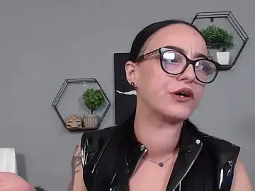 Nude Webcam with IzabelllNoir - Stripchat