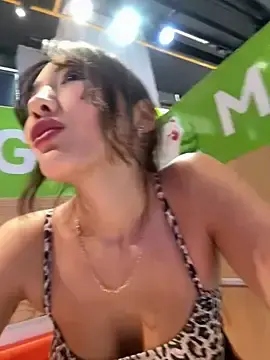 Live Sex with lean_lie8 - Stripchat