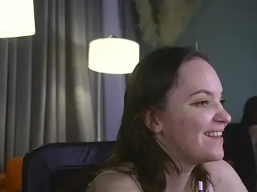 Sex Cam with Crystal_lovley - Stripchat