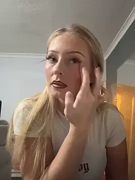 Adult Webcam with Sofianoon - Stripchat