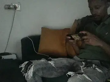 Watch Live Sex Cams with Winterslender - Stripchat