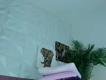 Free Porn Cam with Hellen_Sky - Stripchat