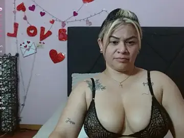 Nude Webcam with pamela_echeverria - Stripchat