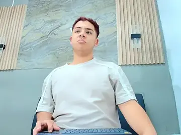 Live Sex Cam with Erick_craig - Stripchat