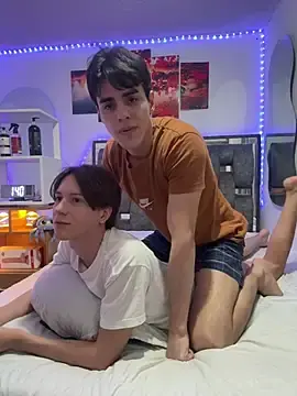 Best live sex cam show with Alex_and_Fabian - Stripchat
