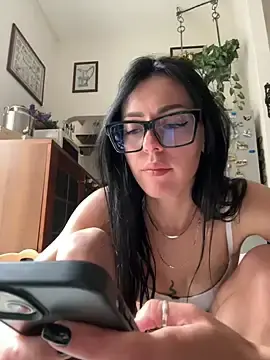 Watch Live Sex Cams with alibi_room - Stripchat