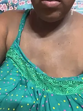 Adult Webcam with Beauty-queen - Stripchat