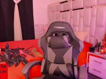 Sex Cam with Foxy_Slave - Stripchat