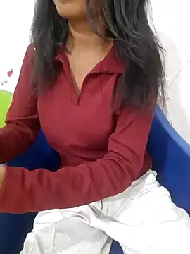 Best live sex cam show with Navya67 - Stripchat