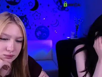 Watch Live Sex Cams with playful_sophie - Stripchat