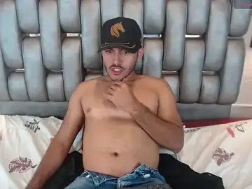 Live Sex Cam with Derek_Storm_ - Stripchat