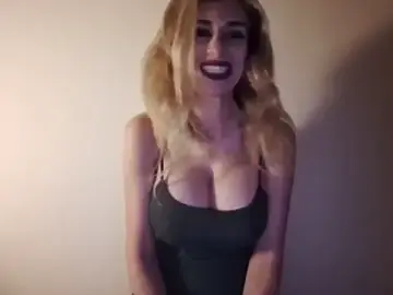 Live Porn with bustygirl98 - Stripchat