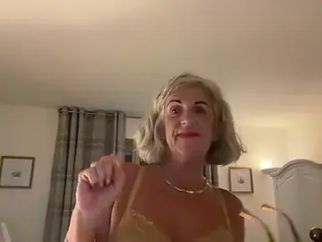 Adult Video Chat with NaughtyMonicaUK - Stripchat