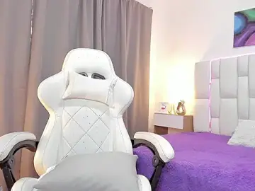 Sex Cam with SaraWatsonn - Stripchat