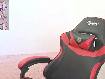 Nude Webcam with ElisaBoyer - Stripchat