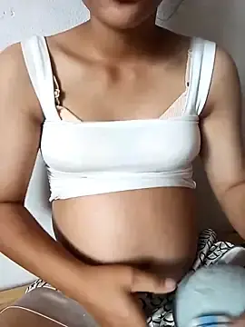 Watch Live Sex Cams with Hivi_06 - Stripchat