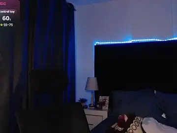 Live Sex with andrewmhilton_ - Stripchat
