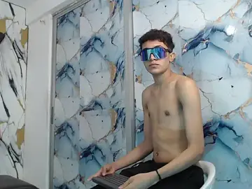 Adult Webcams with SKYN_MAN - Stripchat