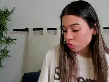 Adult Webcam with Rachell_criss - Stripchat