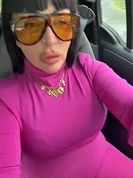 Sex Cam with ASSERINAAA - Stripchat