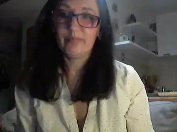 Free Live Porn with Elena48324 - Stripchat