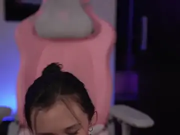 Watch Live Sex Cams with GirlGogo - Stripchat