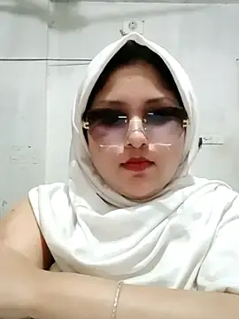 Sex Chat with Nusrat-N - Stripchat